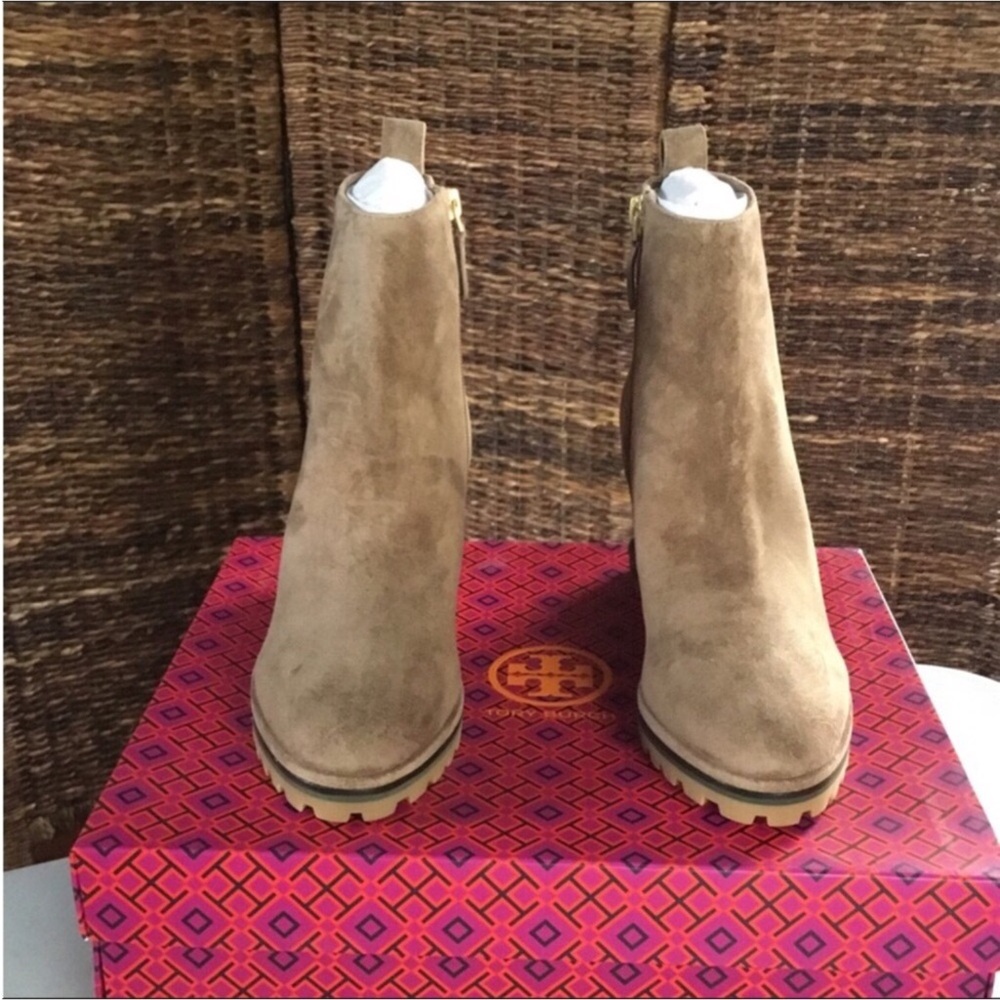 TORY BURCH NEW SPORTY ANKLE LOGO LUG SOLE WEDGE BOOTIE-SUEDE-COLOR RIVER ROCK - Picture 4 of 16